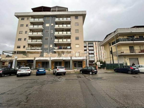 appartamento in vendita a Cosenza in zona Via Popilia