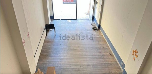 locale commerciale in vendita a Cosenza