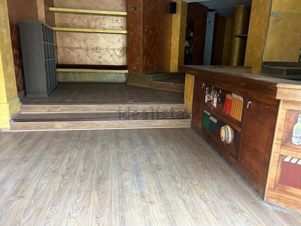 negozio in vendita a Cosenza in zona Città 2000