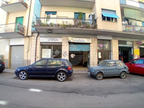locale commerciale in vendita a Cosenza