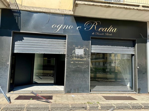 negozio in vendita a Cosenza