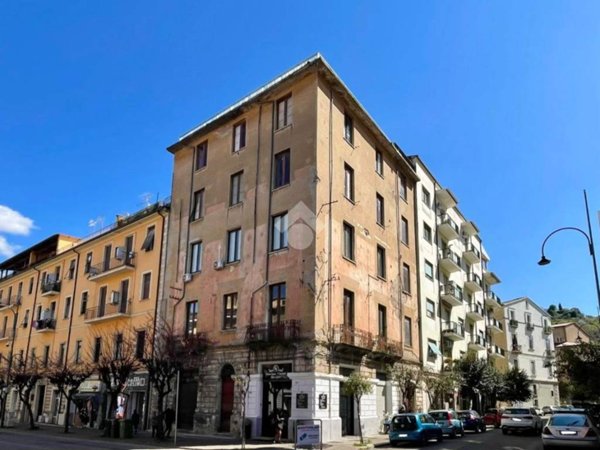 appartamento in vendita a Cosenza in zona Cosenza Vecchia