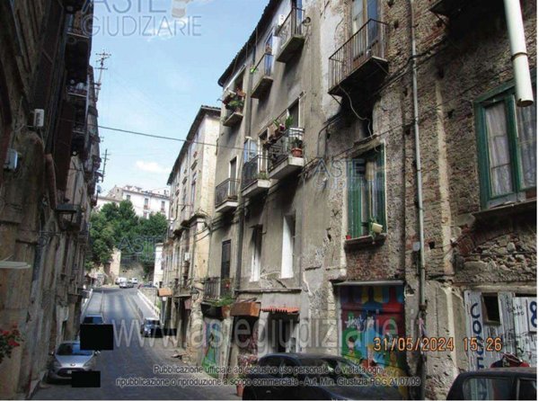 appartamento in vendita a Cosenza in zona Cosenza Vecchia