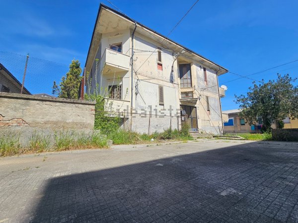 appartamento in vendita a Cosenza in zona Cosenza Vecchia