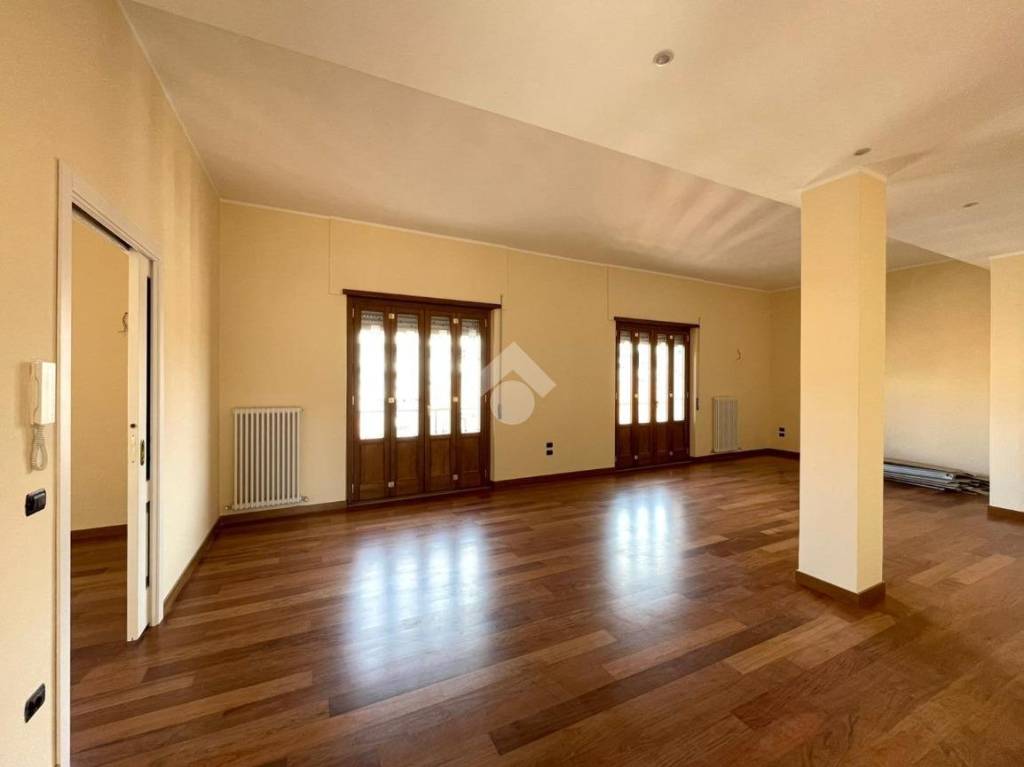 appartamento in vendita a Cosenza in zona Cosenza Vecchia