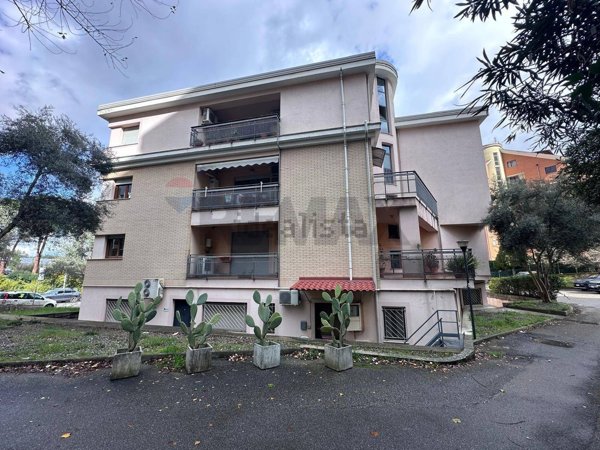 appartamento in vendita a Cosenza in zona Città 2000