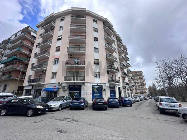 appartamento in vendita a Cosenza in zona Cosenza Vecchia
