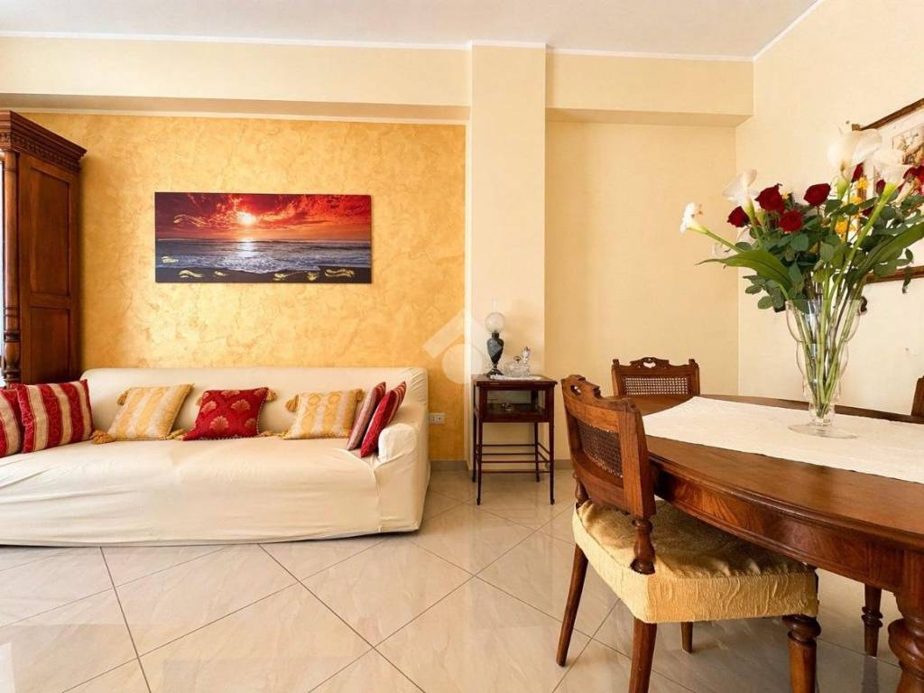 appartamento in vendita a Cosenza in zona Cosenza Vecchia