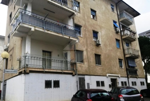 appartamento in vendita a Cosenza in zona Stadio