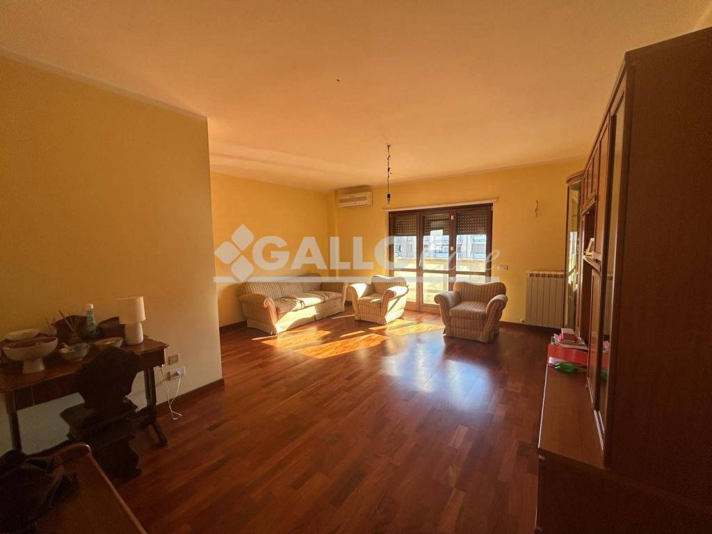 appartamento in vendita a Cosenza in zona Via Popilia