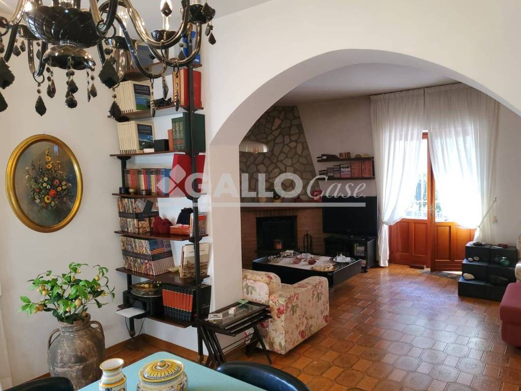 casa indipendente in vendita a Cosenza in zona Stadio