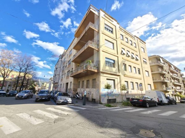 appartamento in vendita a Cosenza in zona Cosenza Vecchia
