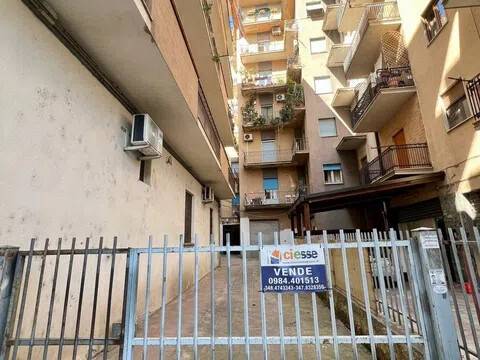 appartamento in vendita a Cosenza in zona Panebianco