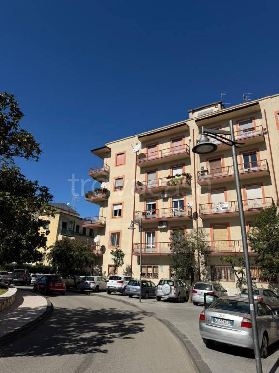 appartamento in vendita a Cosenza in zona Cosenza Vecchia