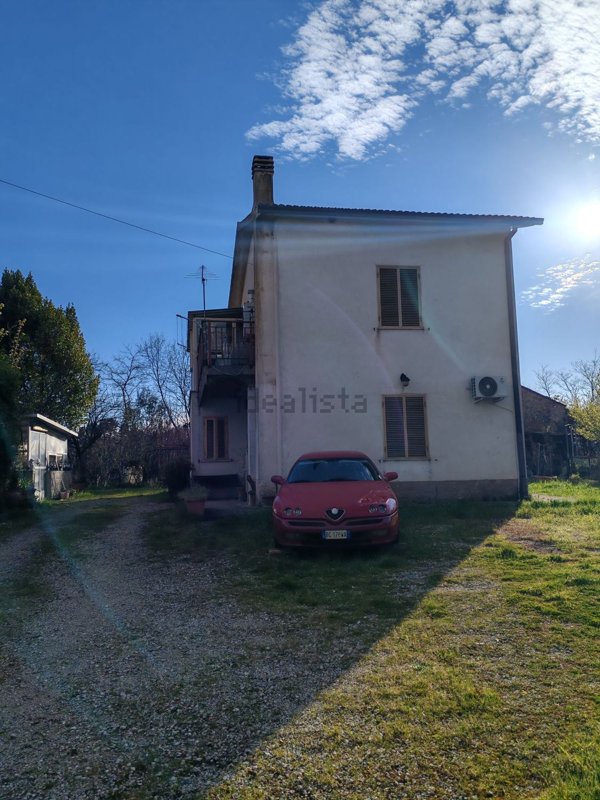 casa indipendente in vendita a Cosenza in zona Donnici