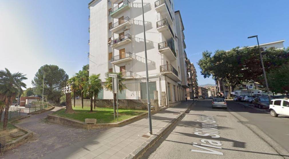 appartamento in vendita a Cosenza in zona Panebianco