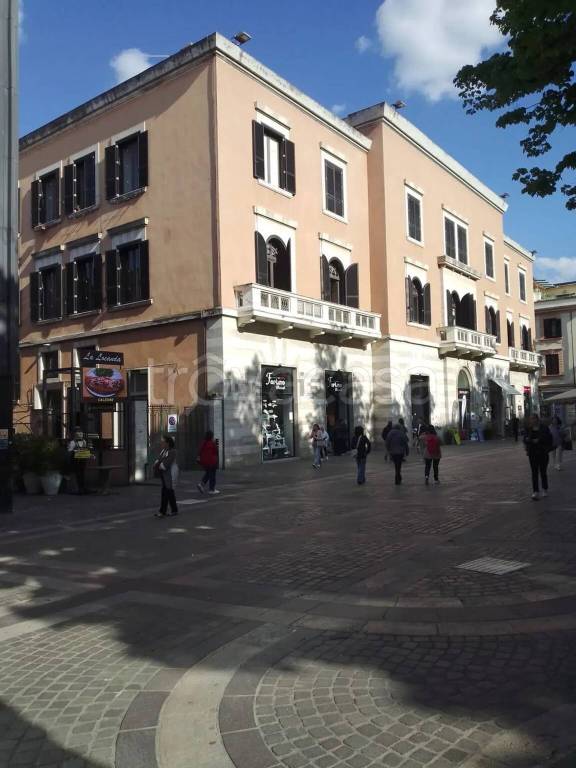 appartamento in vendita a Cosenza in zona Cosenza Vecchia