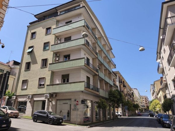 ufficio in vendita a Cosenza