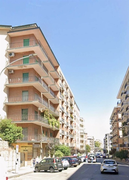 appartamento in vendita a Cosenza in zona Cosenza Vecchia