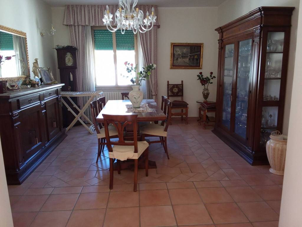 appartamento in vendita a Cosenza in zona Città 2000