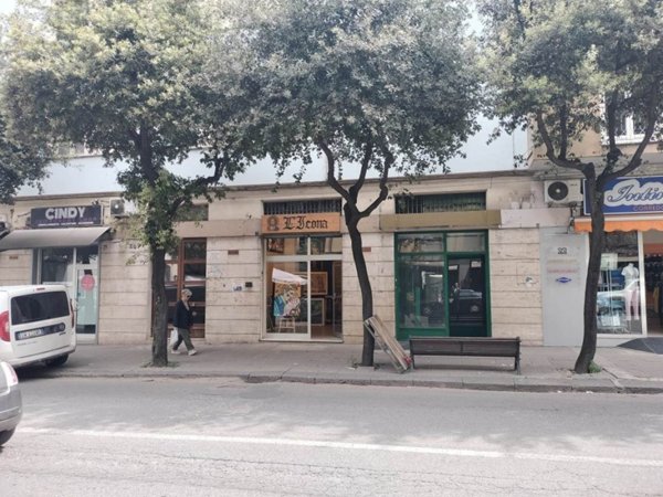 negozio in vendita a Cosenza