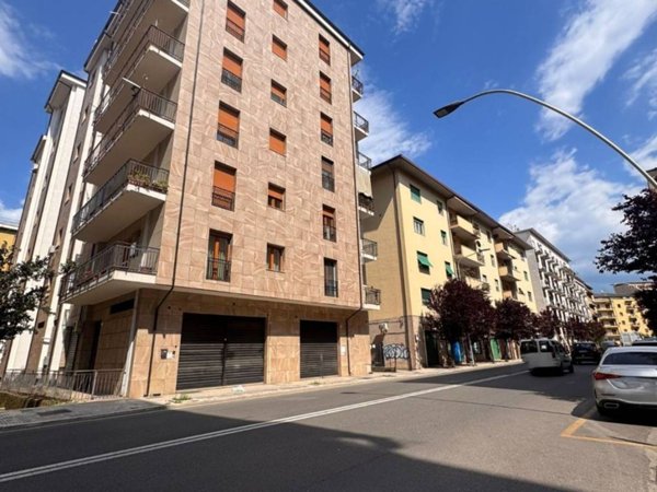 appartamento in vendita a Cosenza in zona Città 2000