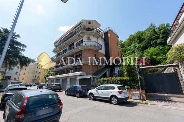appartamento in vendita a Cosenza in zona Panebianco