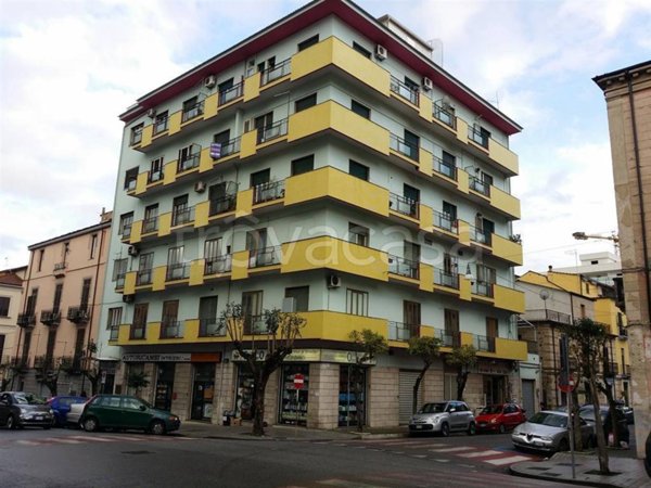 appartamento in vendita a Cosenza in zona Cosenza Vecchia