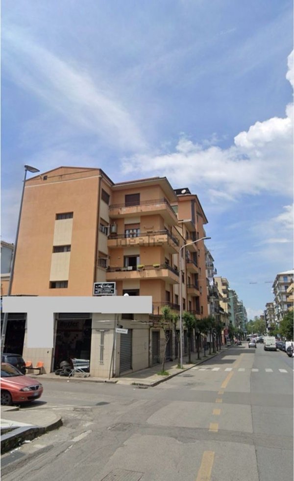 appartamento in vendita a Cosenza in zona Panebianco