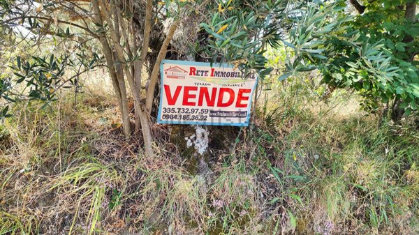 terreno edificabile in vendita a Cosenza in zona Cosenza Vecchia