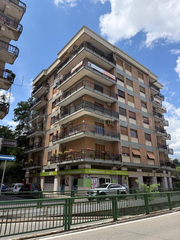 appartamento in vendita a Cosenza in zona De Rada