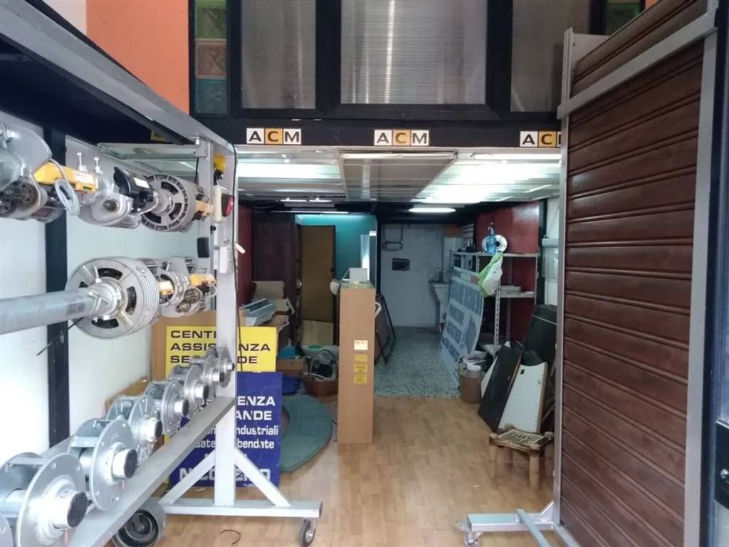 ufficio in vendita a Cosenza in zona De Rada