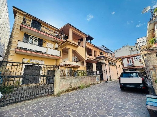 appartamento in vendita a Cosenza in zona Cosenza Vecchia
