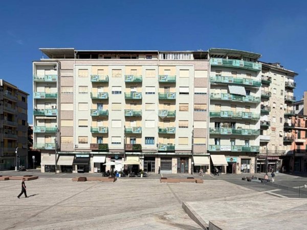 appartamento in vendita a Cosenza in zona Cosenza Vecchia