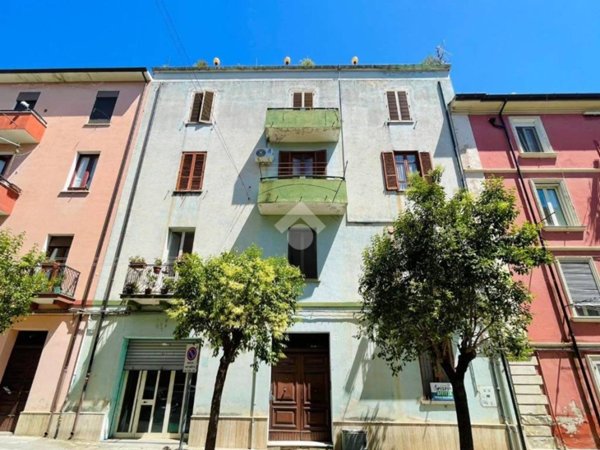 appartamento in vendita a Cosenza in zona Cosenza Vecchia