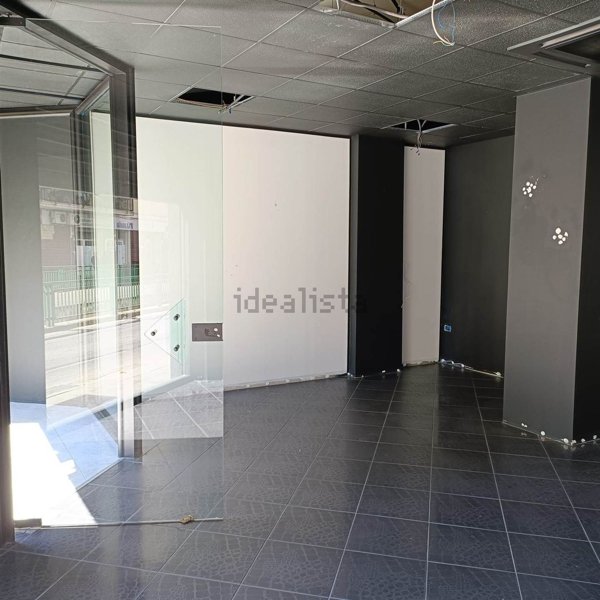 locale di sgombero in vendita a Cosenza