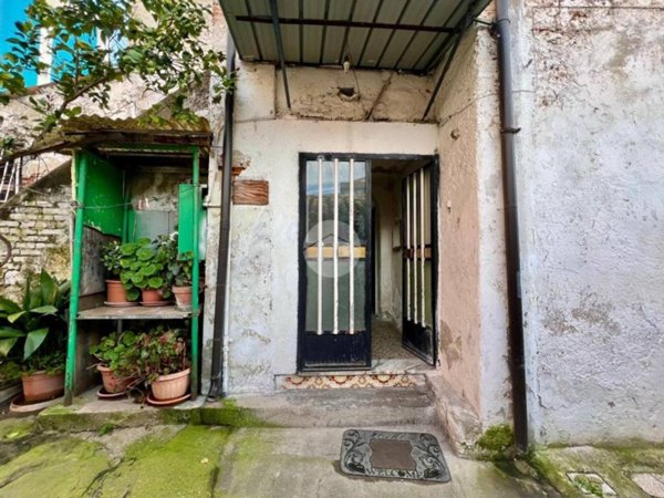 casa indipendente in vendita a Cosenza in zona Via Popilia