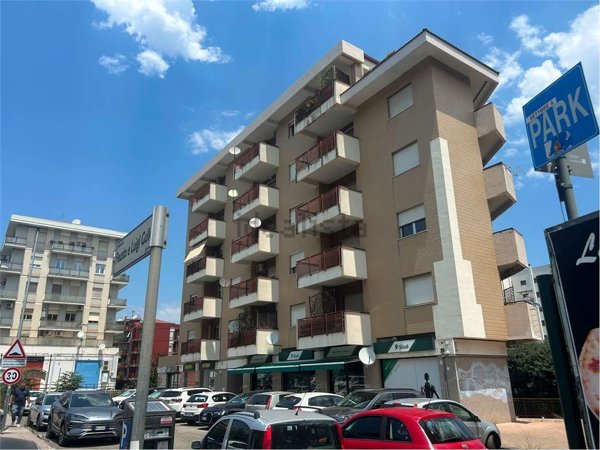 appartamento in vendita a Cosenza in zona Panebianco