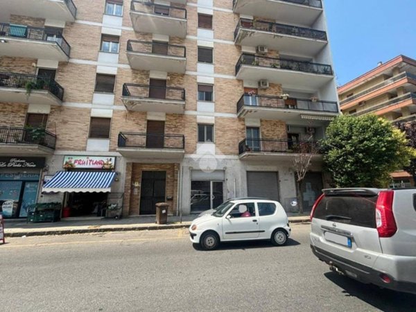 negozio in vendita a Cosenza