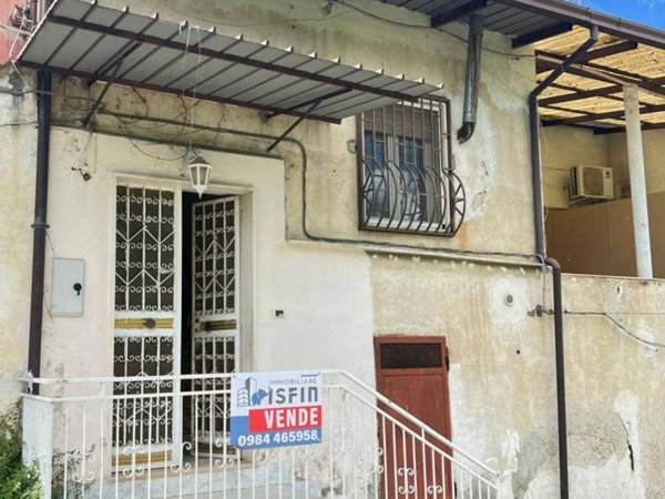 appartamento in vendita a Cosenza in zona Gergeri