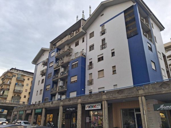 appartamento in vendita a Cosenza in zona Panebianco