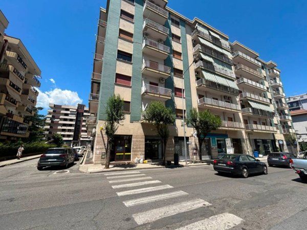 appartamento in vendita a Cosenza in zona Panebianco