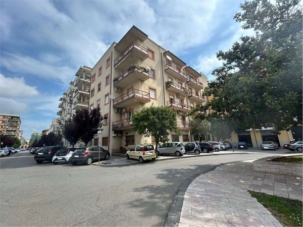 appartamento in vendita a Cosenza in zona Cosenza Vecchia