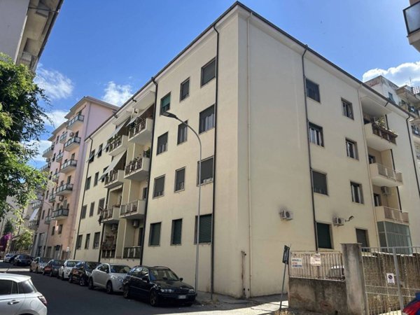 appartamento in vendita a Cosenza in zona Cosenza Vecchia