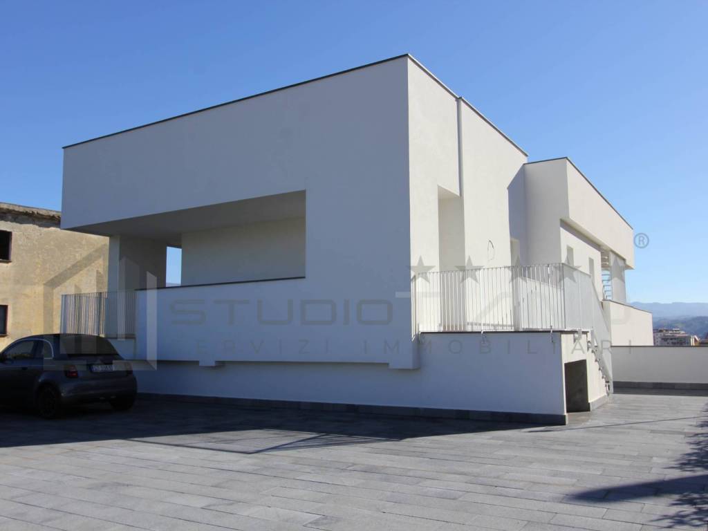appartamento in vendita a Cosenza in zona Città 2000