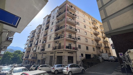 appartamento in vendita a Cosenza in zona Cosenza Vecchia