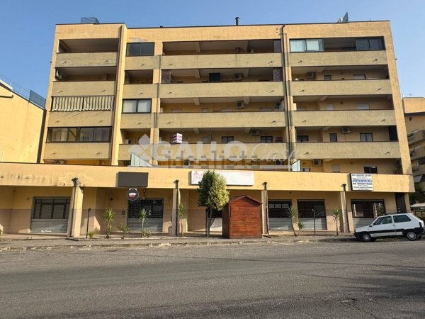 appartamento in vendita a Cosenza in zona Via Popilia