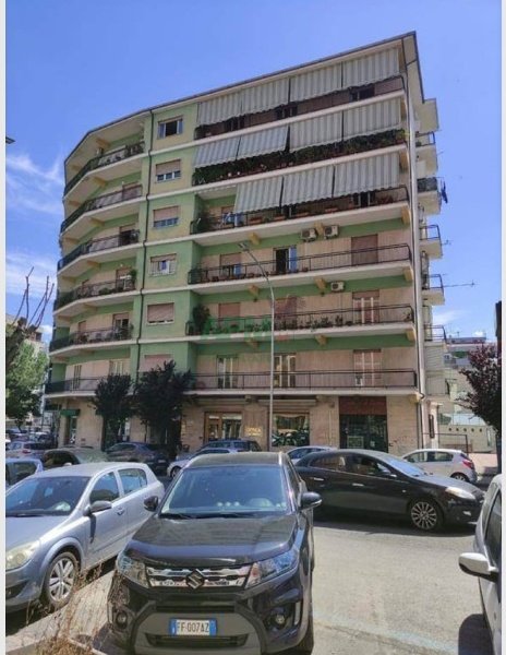 appartamento in vendita a Cosenza in zona Cosenza Vecchia
