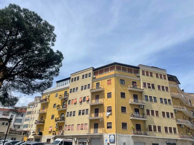 appartamento in vendita a Cosenza in zona Cosenza Vecchia