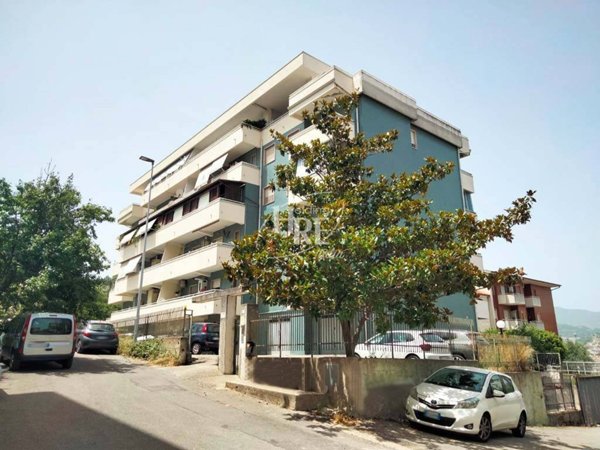 appartamento in vendita a Cosenza in zona Città 2000